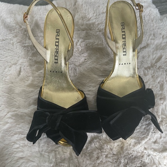 Bruno Frisoni Womens Black Velvet
Bow Slingback Sandals Size 39 Great condition - Picture 7 of 9